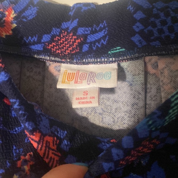 Like new, Madison style, Lularoe skirt with pockets in size small - Picture 2 of 4